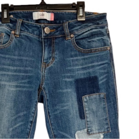 Cabi Patchy Slim Medium Blue Boyfriend Jeans Size 2 - Picture 4 of 12